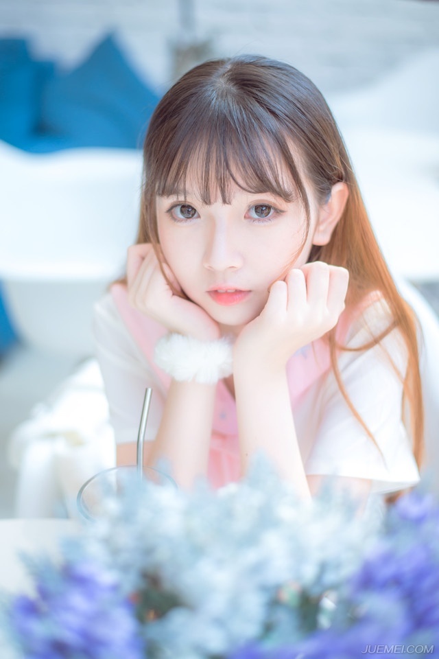 或许刘璝本事不及张任，但若论资历和战功可不比张任少，甚至论资历的话，比张任还高，但被排在张任之下，却从未有过半点怨言，这样一个人，绝对算得上忠臣了，此刻却直呼刘璋的名字，很显然，刘璝的立场此刻已经摆明了。
